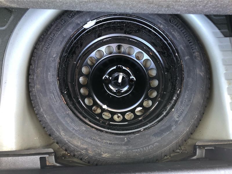 Opel Corsa 1.2 - fotka 26 z 27