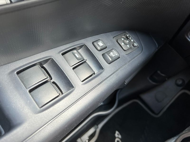 Peugeot 4007 (2009) 2.2HDi 115kW 4x4 - fotka 20 z 36