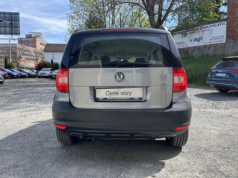 Škoda Yeti (2013) 1,6 TDi 77 Kw BLACK EDITION - fotka 6 z 17