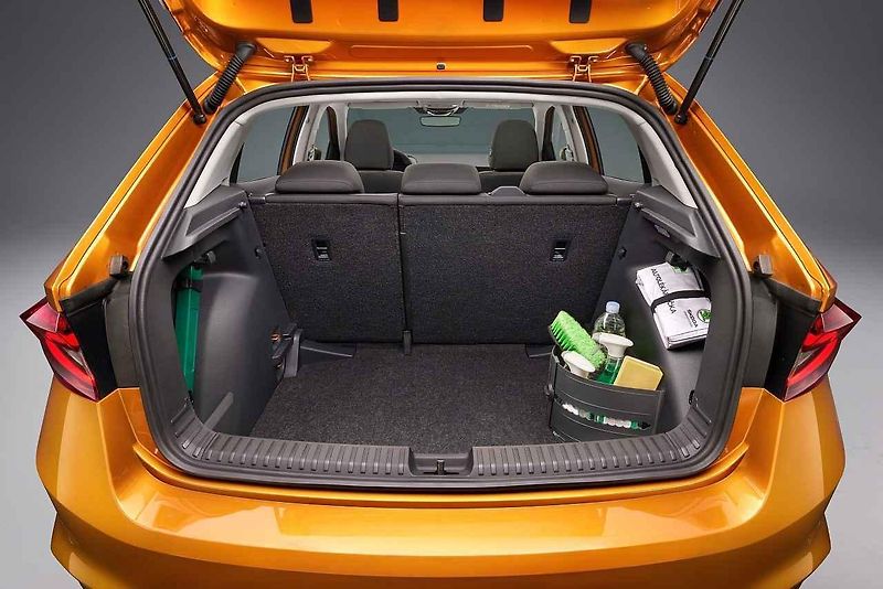 Nová Škoda Fabia na délku měří 411 centimetrů