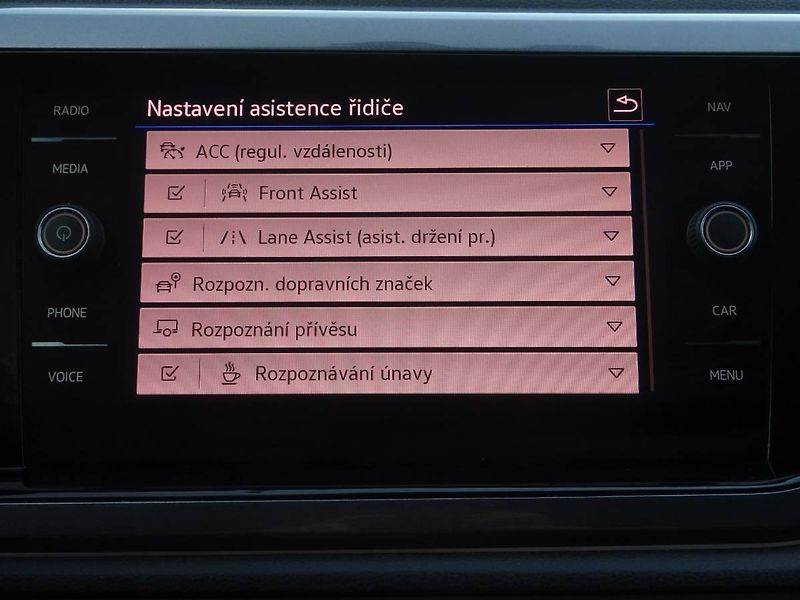 Volkswagen Taigo (2022) 1,0TSi /81Kw Style - fotka 22 z 27