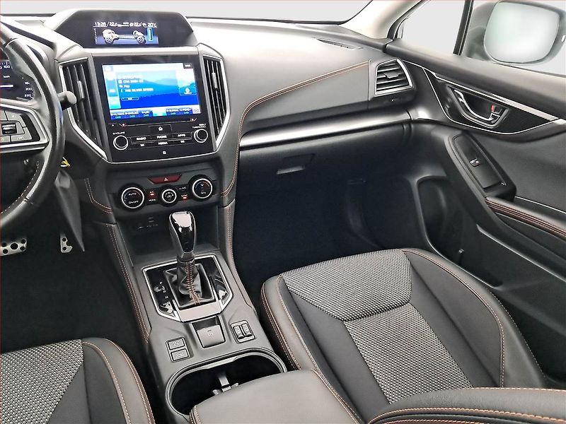 Subaru XV (2021) 2.0 e-Boxer - fotka 8 z 17