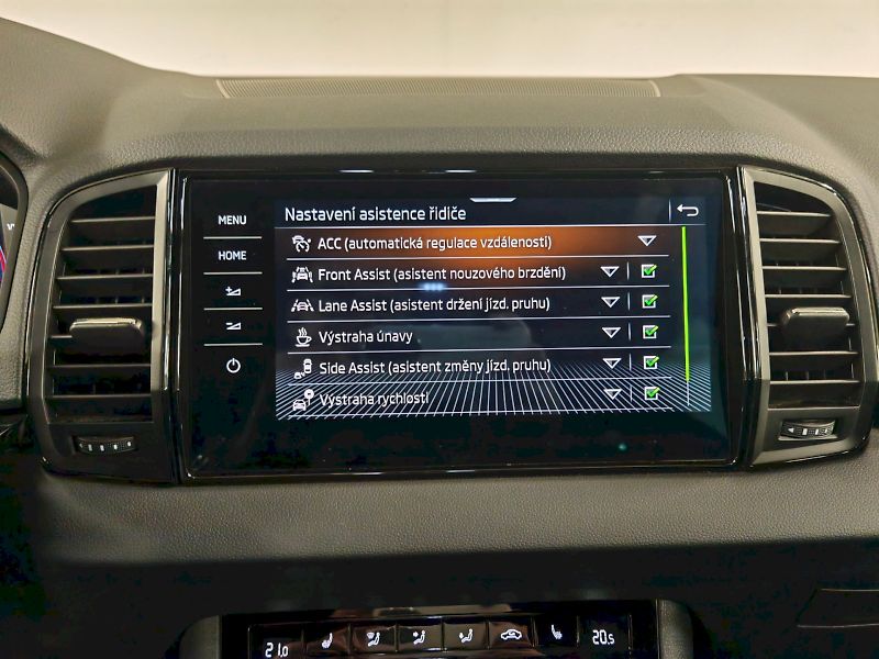 Škoda Karoq (2025) 2.0 TDI 110 kW DSG 4x4 Sportli - fotka 11 z 32