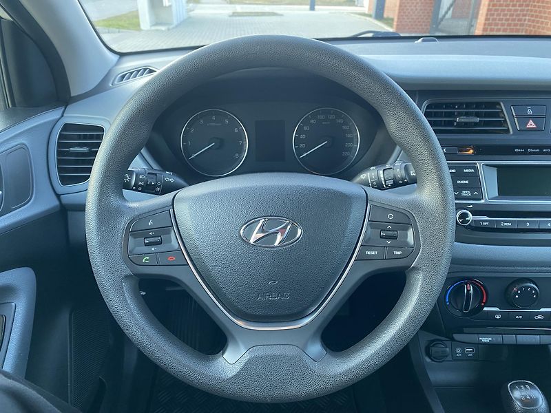 Hyundai i20 1.2i SELECT, NAJ.116TIS.KM!! - fotka 19 z 39