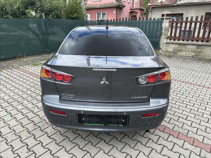 Mitsubishi Lancer 1,6 33 tis KM !! TOP STAV !! - fotka 6 z 27