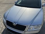 Škoda Octavia 1,9TDi DSG combi Team Edition - náhled 18