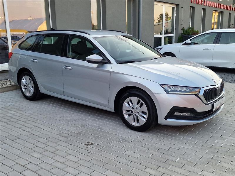 Škoda Octavia 2.0TDI Combi, původ ČR,1.Maj. - fotka 2 z 50