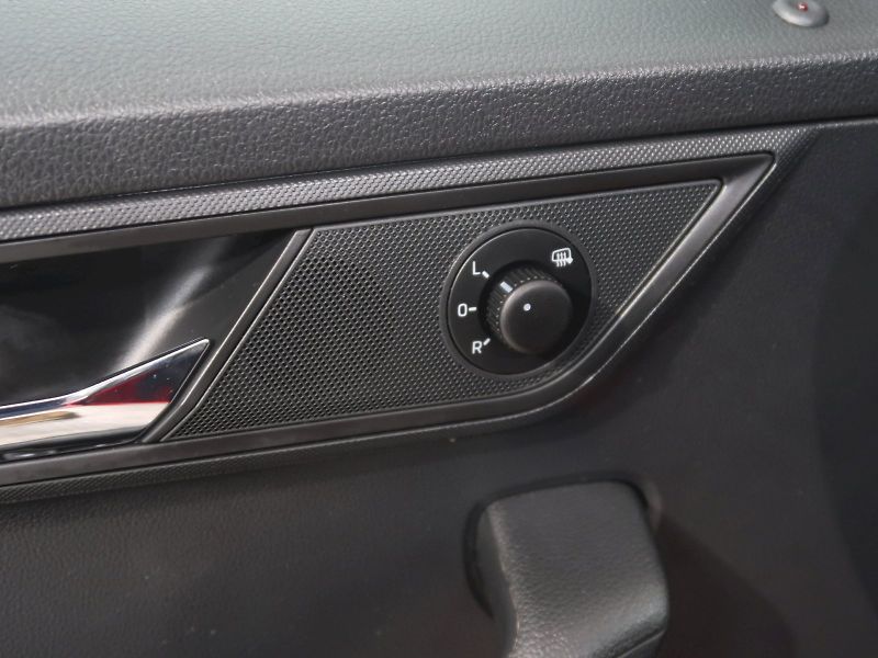 Škoda Fabia (2022) AMBITION TOUR 1.0TSI 70KW - fotka 31 z 34