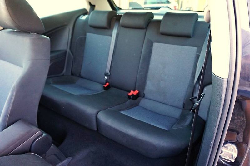 Volkswagen Polo (2012) STYLE 1,6 TDI 66 kW - fotka 21 z 32