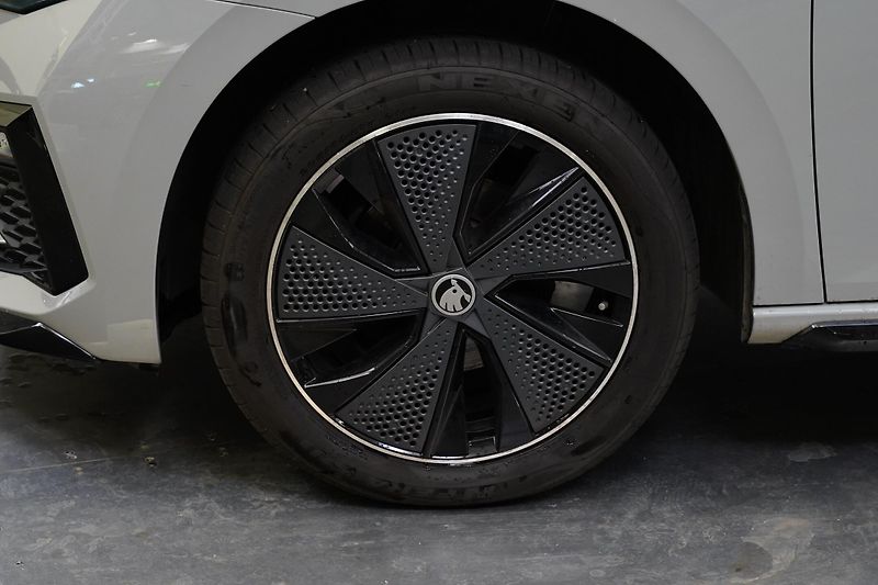 Škoda Scala - fotka 10 z 26