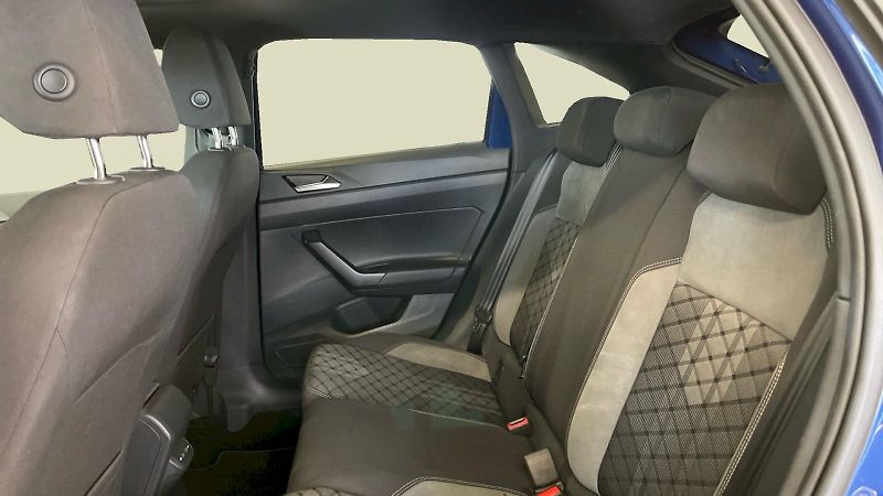 Volkswagen Taigo (2025) R-Line 1.0TSI 85kW - fotka 12 z 29