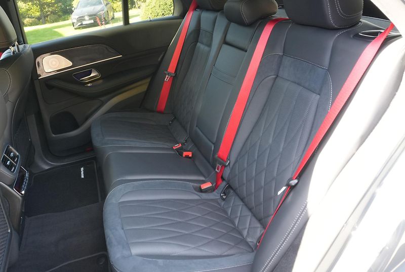 Mercedes-Benz GLE AMG 53 4Matic+, Ventilace, ACC - fotka 30 z 39