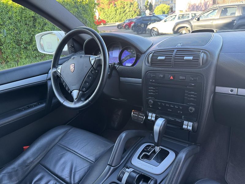 Porsche Cayenne (2009) Diesel 176kW - fotka 13 z 20