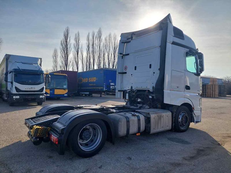 Mercedes-Benz Actros 1845 LS - fotka 4 z 56