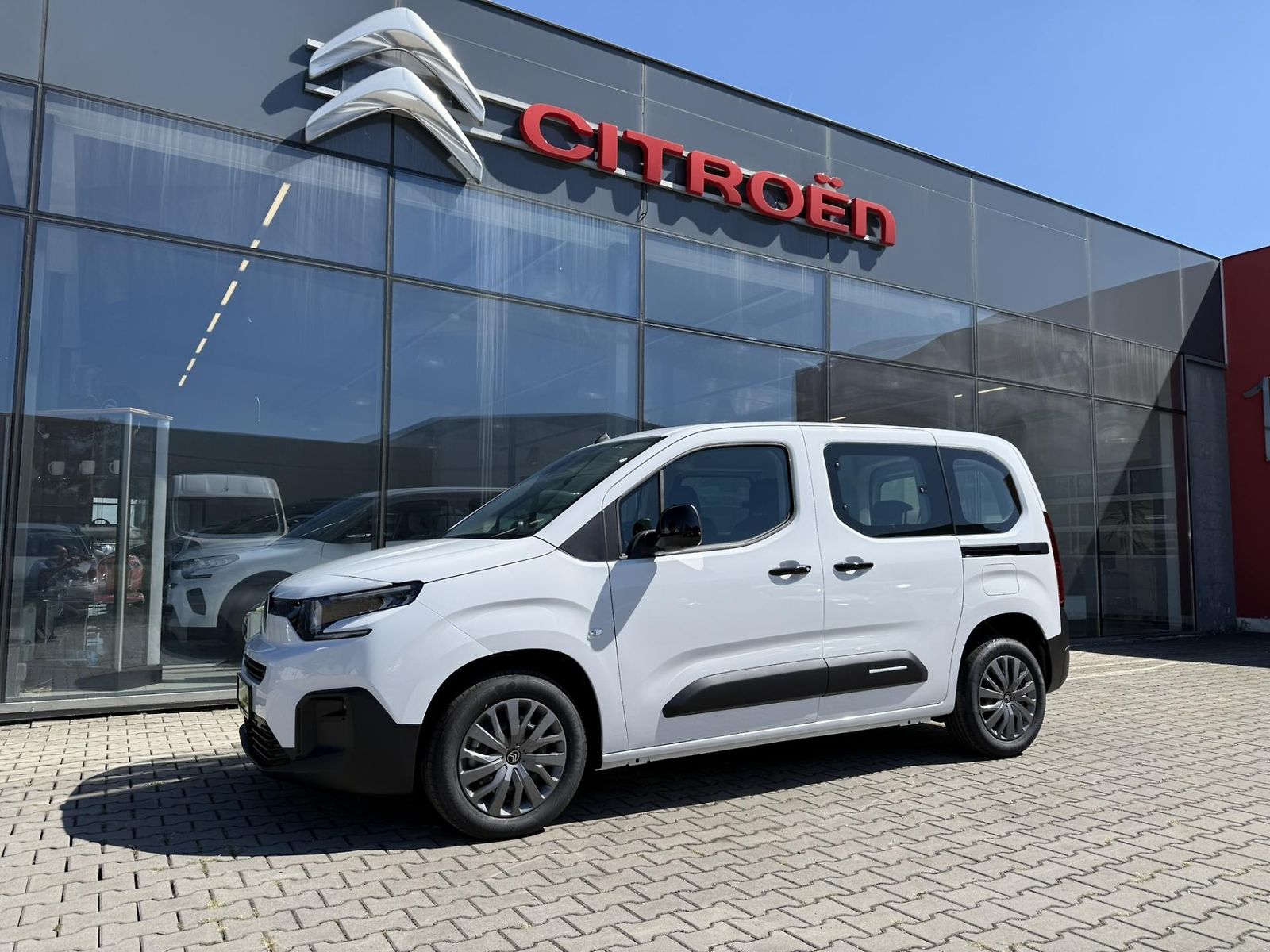 Citroën Berlingo PLUS TURBO 110k S&S MAN6