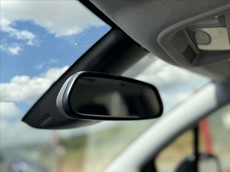 Opel Crossland 1,2 i 39tKm 1.MAJITEL ČR - fotka 17 z 27