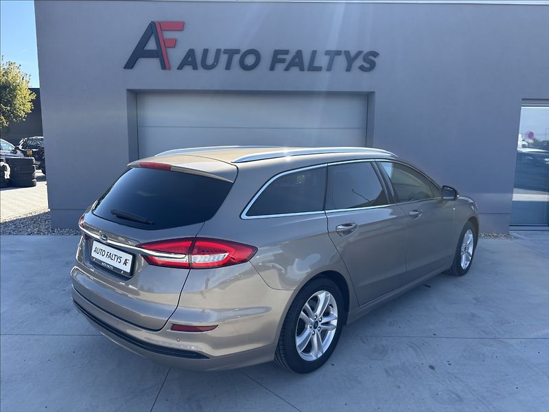 Ford Mondeo 2,0 110 kw ČR 1. maj servis - fotka 7 z 25