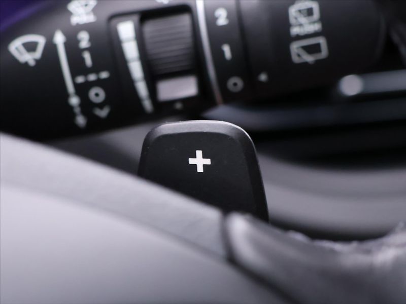 Hyundai i30 1,0 T-GDI Automat CZ Smart DPH - fotka 18 z 31