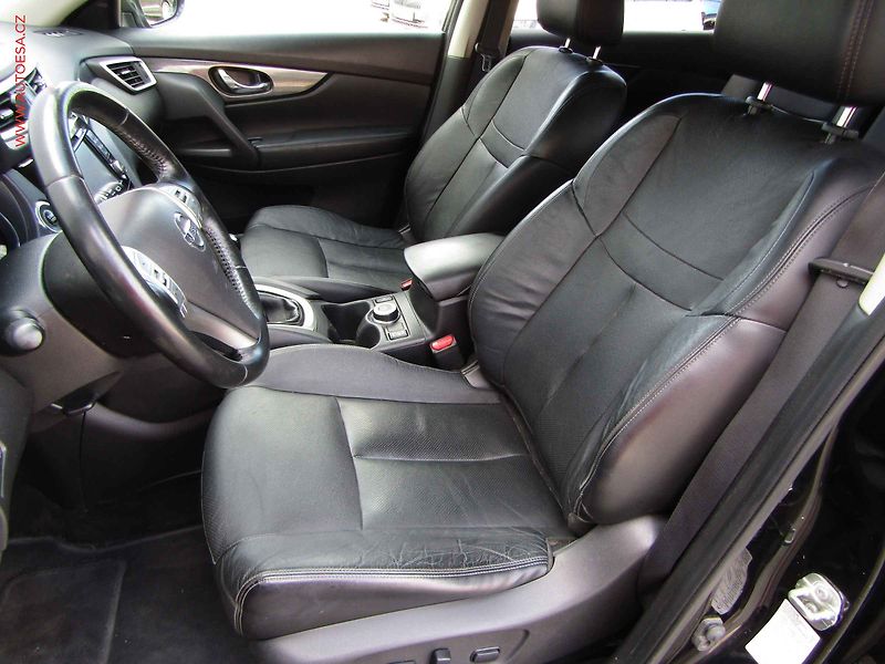 Nissan X-Trail (2016) 1.6dCi 4x4, ČR, Xenon, navi - fotka 9 z 23