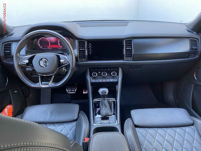 Škoda Kodiaq (2022) 2.0 TDi, 1.maj,ČR, SportLine - fotka 8 z 21