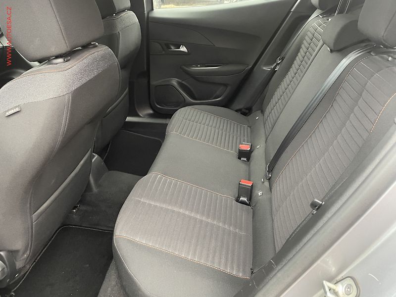 Peugeot 2008 (2020) 1.5 HDi, Active, navi, kamera - fotka 9 z 17