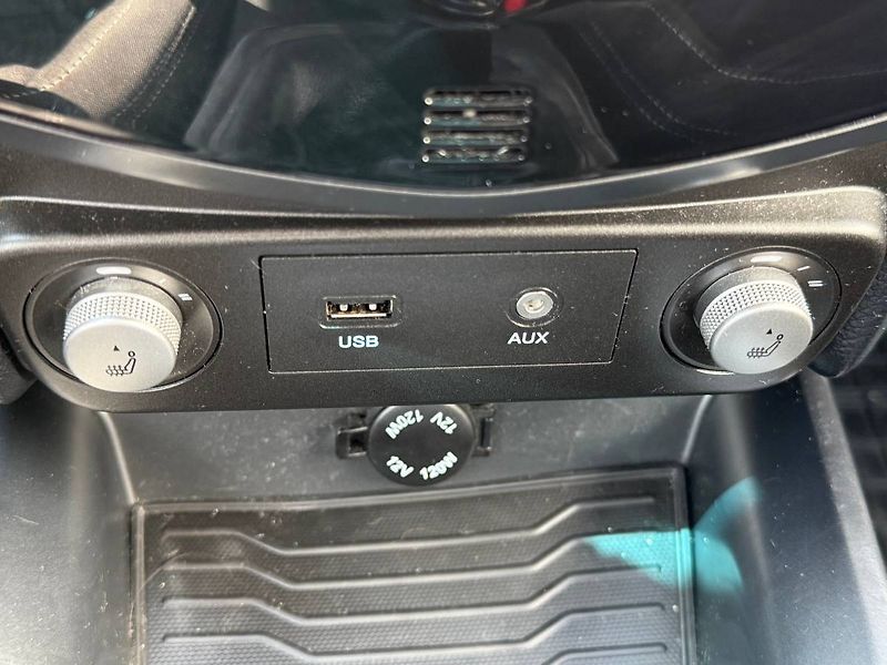 SsangYong Tivoli (2019) 1.6 e-XGi 94 kW DLX - fotka 15 z 21