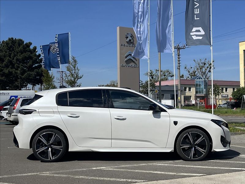 Peugeot 308 1,6 PureTech  GT Plug-in e-EAT - fotka 4 z 24