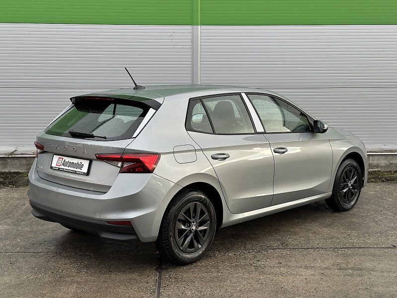 Škoda Fabia 1.0TSi 95PS LED V.Cockpit Clim - fotka 4 z 36
