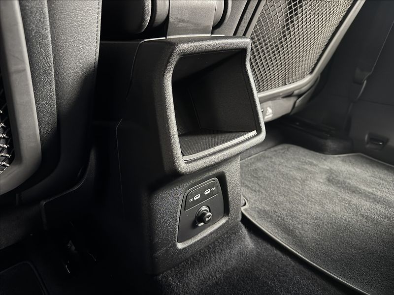Audi Q4 e-tron 45 Quattro 195kW LED Matrix - fotka 19 z 49