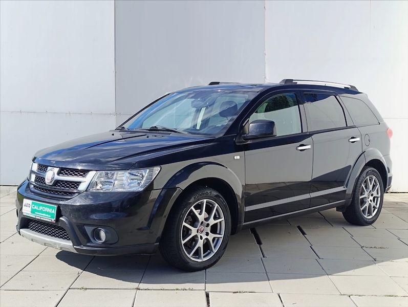 Fiat Freemont 2,0 MULTIJET 7MÍST 4x4 AT NAVI - fotografie inzerátu
