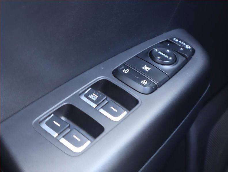 Kia Sportage (2019) Gold 1.6 T-GDI, 4X4 - fotka 15 z 17