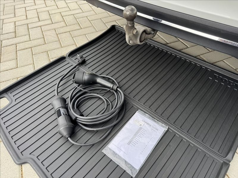 Volvo V60 2,0 T6 AWD Inscription DPH ČR - fotka 47 z 50