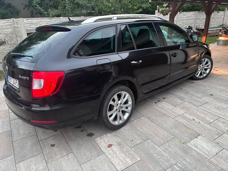 Škoda Superb (2010) - fotka 9 z 9
