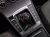 Volkswagen Passat 2,0 TDi 103kW KAMERA NAVI +ZIM - náhled 28