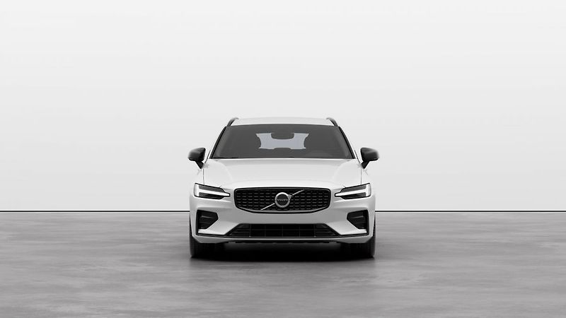 Volvo V60 (2026) B4 2.0L 197+14 HP AT7 FWD PLUS - fotka 3 z 5
