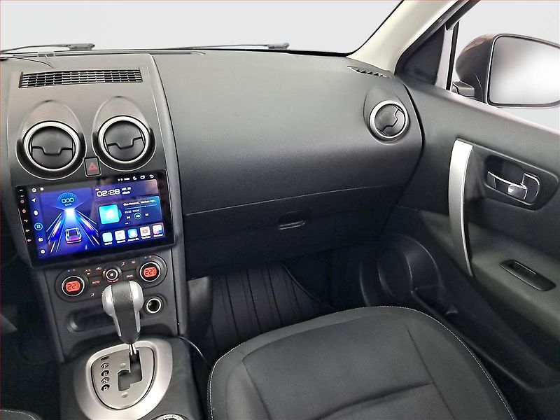 Nissan Qashqai (2011) 2.0 dCi, 4X4, Automat, 7 míst - fotka 8 z 20