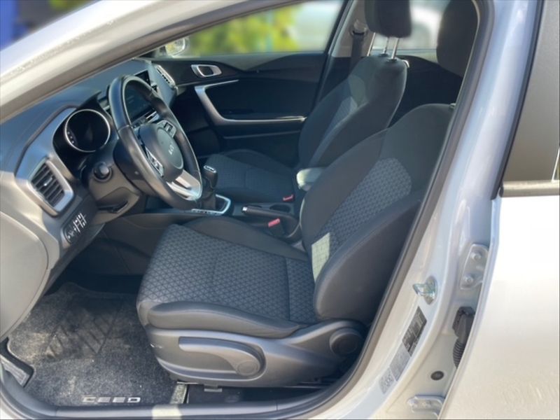 Kia Ceed 1,0 T-GDI 88 Fresh - fotka 7 z 11