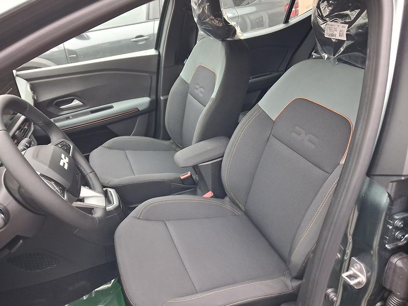 Dacia Sandero (2026) Stepway Expression Eco-G 120 - fotka 24 z 34