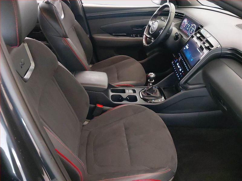Hyundai Tucson (2023) N-Line 1.6 T-GDI 48V MHEV - fotka 9 z 17