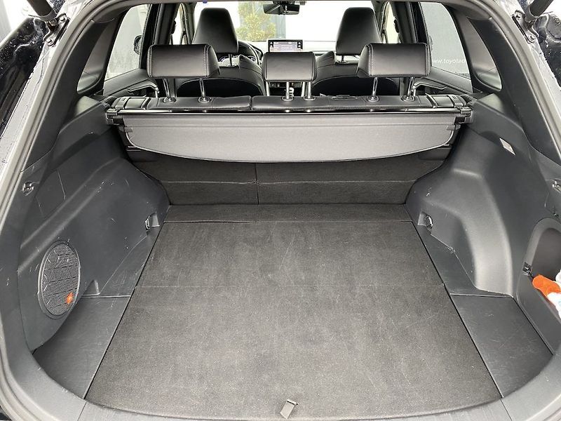Toyota RAV4 2.5HSD, ČR-1, Black Ed., 4x4 - fotka 31 z 35