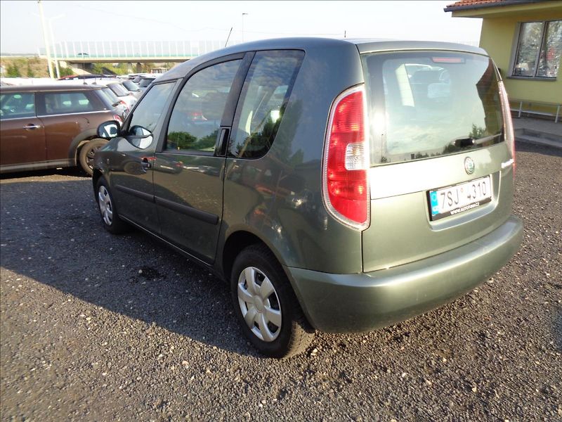 Škoda Roomster 1,2   HTP 51kw - fotka 5 z 14