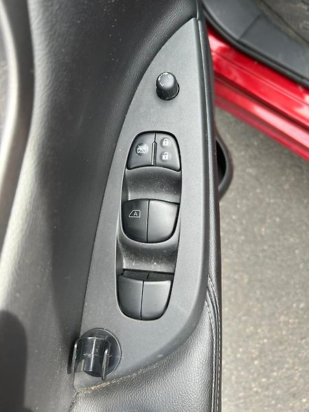 Nissan Pulsar (2017) DIG-T Acenta TCe115 - fotka 20 z 32