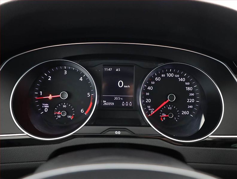 Volkswagen Passat (2017) Comfortline 2.0 TDI - fotka 9 z 19