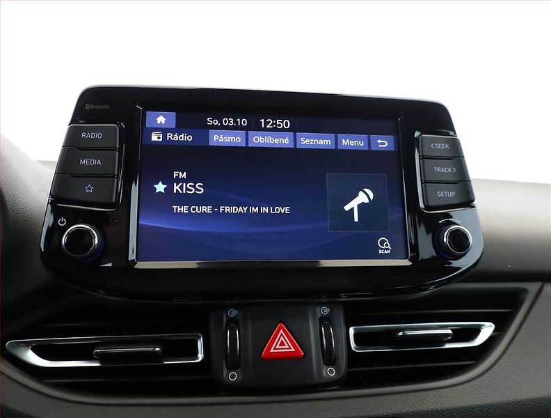Hyundai i30 (2022) 1.5 T-GDI MHEV, ČR,1.maj - fotka 11 z 20