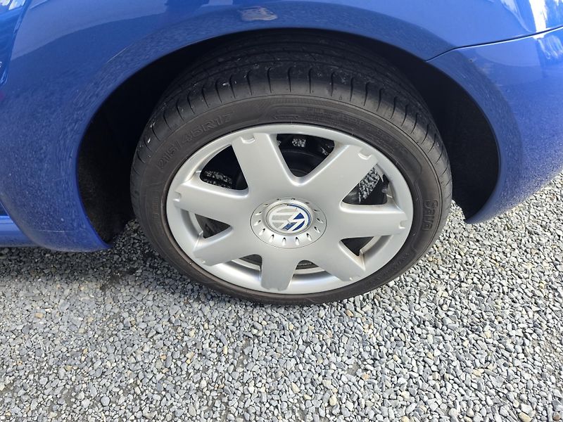Volkswagen New Beetle 1.8 T 110kw  - fotka 5 z 20