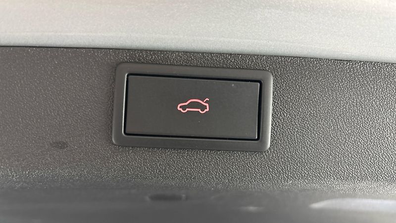 Škoda Enyaq 82 kWh AUT 80x Clever - fotka 20 z 32
