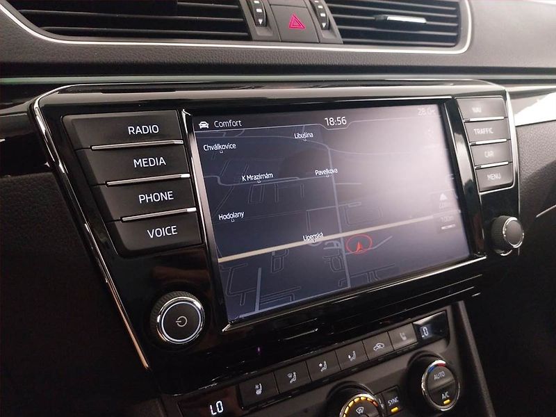 Škoda Superb (2016) Laurin&Klement 2.0 TDI - fotka 19 z 26
