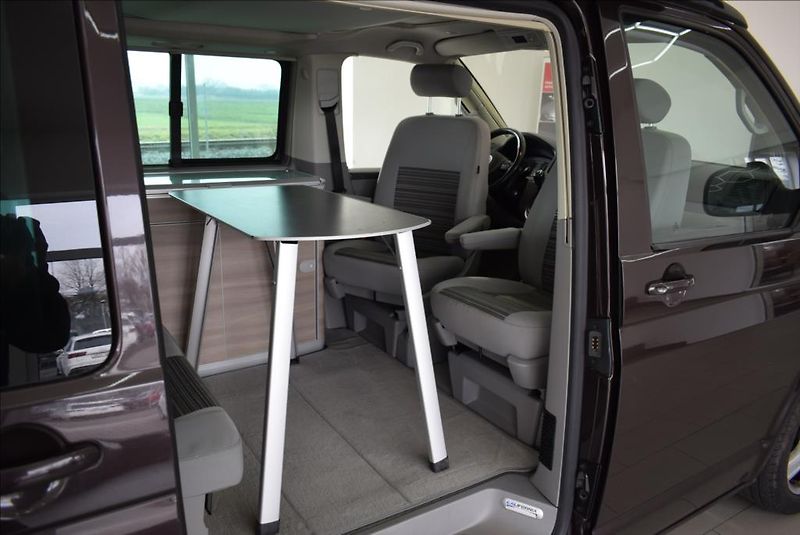 Volkswagen California 2,0 TDI, NAVI,serviska, - fotka 13 z 44