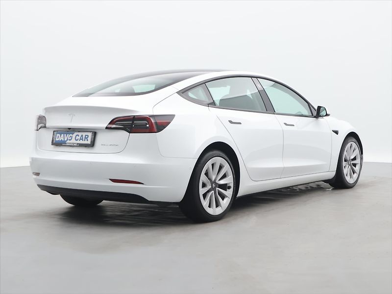Tesla Model 3 Long Range 75kWh AWD sOH 90% - fotka 7 z 34