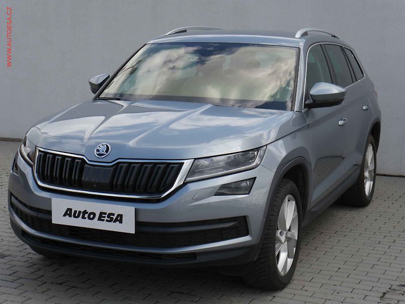 Škoda Kodiaq (2017) 2.0TSi 4x4, ČR, servis.kniha - fotka 3 z 22